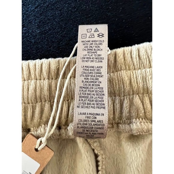 SKIMS Velour High Waist Jogger Pants in Gold - Picture 13 of 13